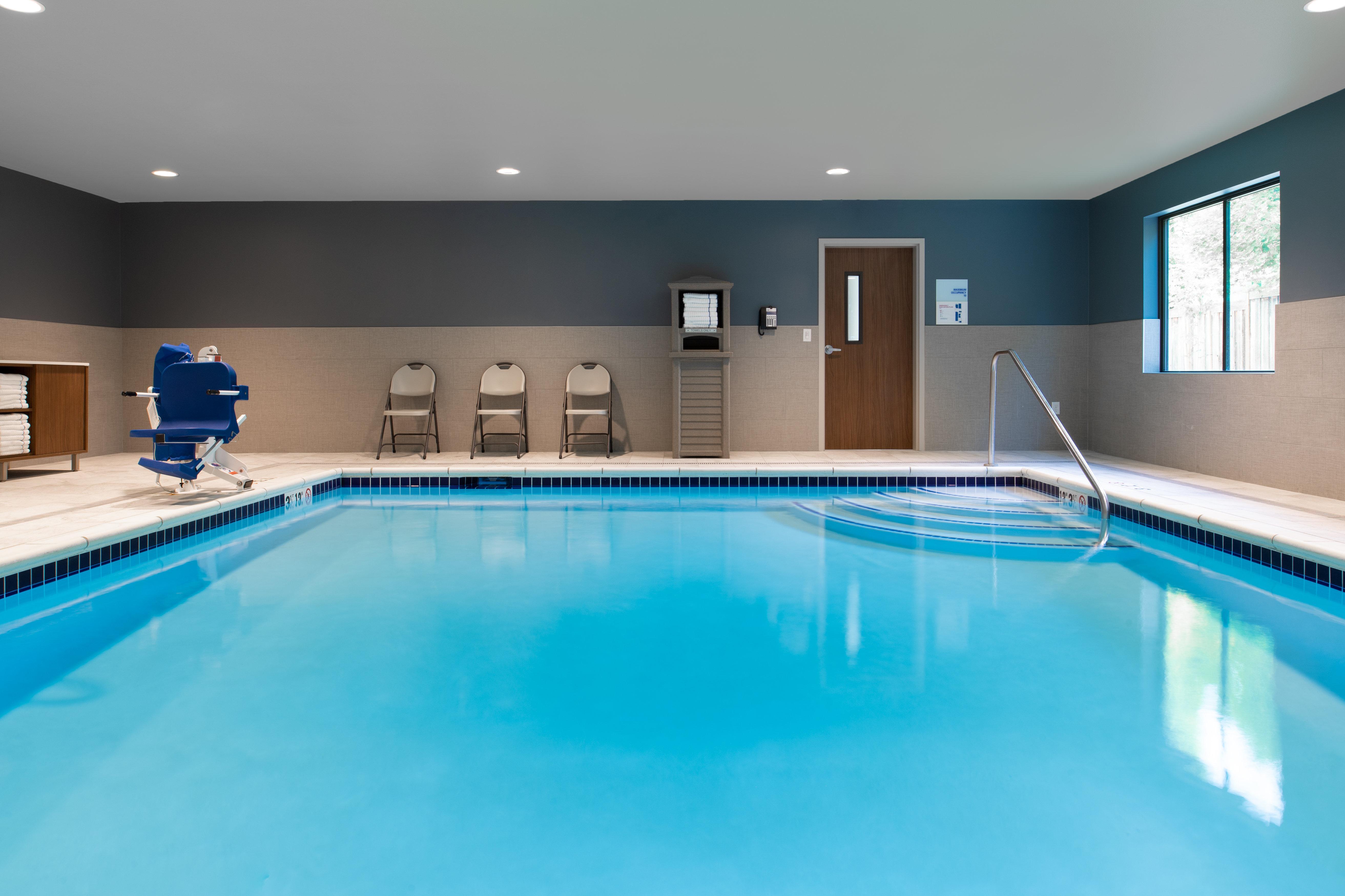Holiday Inn Express & Suites - Camas By Ihg Exterior foto