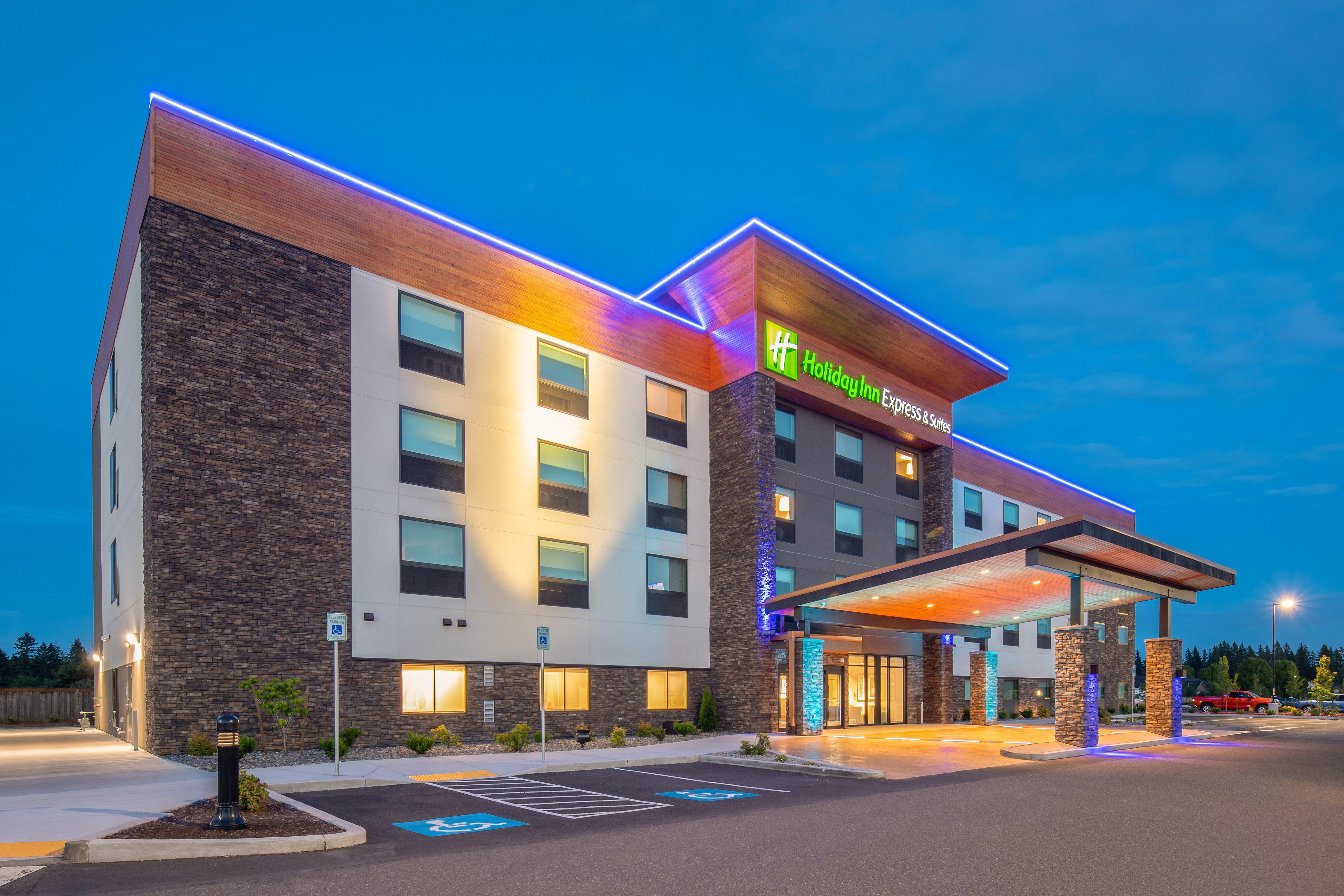 Holiday Inn Express & Suites - Camas By Ihg Exterior foto